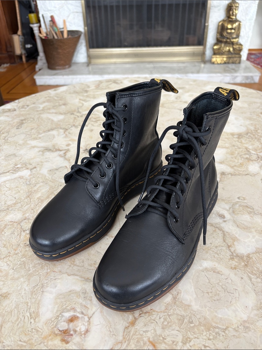 Dr. Martens 1460 Newton  Leather DM'S Lite Boots - As New - Picture 5 of 16